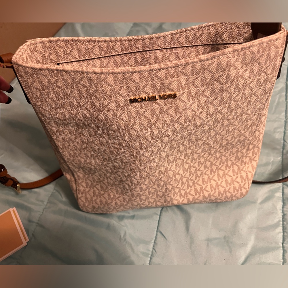 Michael Kors Crossbody